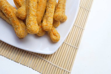 Bambu hasırında çıtır kraker.