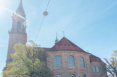 Ludwigsburg, Almanya - 12 Nisan 2025: Ludwigsburg 'da bulunan Frieden Kilisesi (Barış Kilisesi) dış görünüş