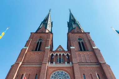 Uppsala, İsveç- 18 Temmuz 2025: Uppsala Metropolitan Katedrali (Uppsala Katedrali) Uppsala 'da ulusal bir kilise