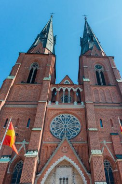 Uppsala, İsveç- 18 Temmuz 2025: Uppsala Metropolitan Katedrali (Uppsala Katedrali) Uppsala 'da ulusal bir kilise