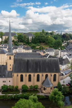 Lüksemburg, Lüksemburg - 27 Haziran 2025: Neimenster Abbey, Lüksemburg 'un Grund ilçesinde bulunan bir halka açık kültür merkezi ve eski Benedictine manastırı