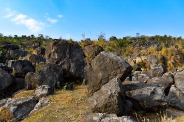 Tayland 'ın Suem ilinin phra ratchathani ilindeki PU theng Milli Parkı' ndaki dağın manzarası