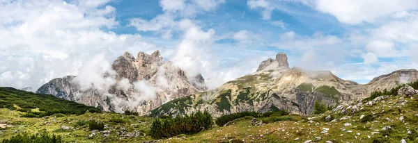 Famoso Tre Cime Lavaredo Hora Verano Paisaje Los Alpes Dolomitas — Foto de Stock