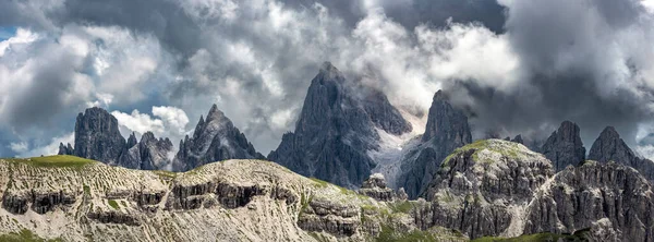 Slavný Tre Cime Lavaredo Létě Krajina Alp Dolomity Alpy Itálie — Stock fotografie