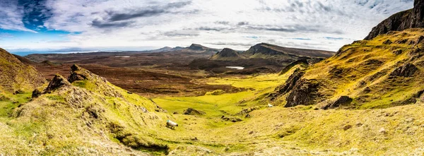 Bela Vista Panorâmica Quiraing Escócia Ilha Skye — Fotografia de Stock