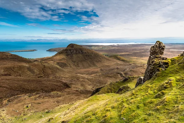 Quiraing, İskoçya, Skye Adası 'nın güzel manzarası