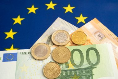 Euro nakit para, finansman ekonomik bankacılık ticaret döviz piyasası.