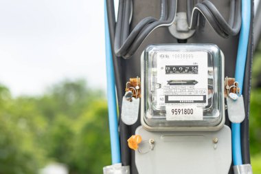 Ev ve ofisteki enerji maliyeti için elektrik ölçüm sayacı.