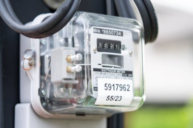 Ev ve ofisteki enerji maliyeti için elektrik ölçüm sayacı.