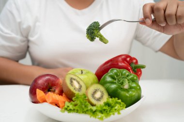 Sağlıklı beslenmek, sağlıklı beslenmek demektir..