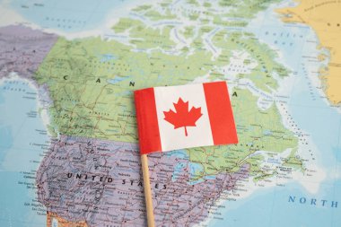 Bangkok, Tayland Kasım 2024 Kanada bayrağı dünya haritasında.