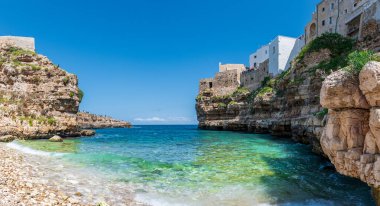 Lama Monachile Plajı, Polignano a Mare, Puglia, İtalya