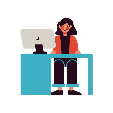 Masaüstü bilgisayarı kullanan genç kadın