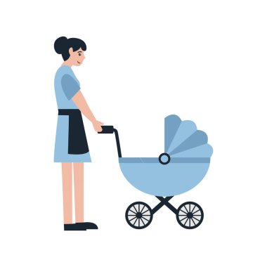 İçinde bebek arabası olan bir bebek arabası iten bir kadın.