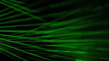 Yüksek Kaliteli 4K Video 'da Çoklu Lazer Işınları ile Lazer Gösterisi