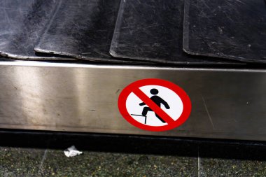 airport Conveyor belt no standing or sitting clipart