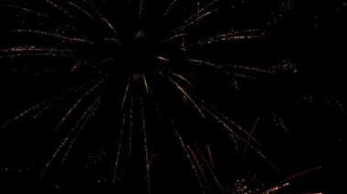 Yukarıdan hava aracı görüntüsü havai fişek