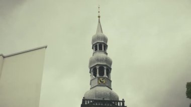 Riga, Letonya 'daki St. Peter Kilisesi.