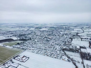 Kar yağarken yukarıdan Erwitte
