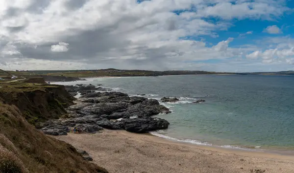 Uitzicht Het Strand Van Gwithian Met Tropisch Turquoise Oceaanwater Cornwall — Stockfoto