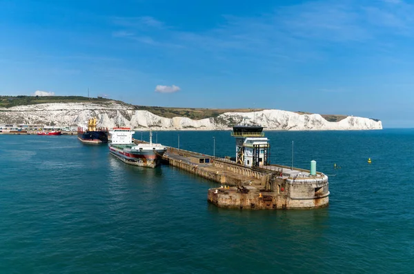 Dover Förenade Kungariket September 2022 Fraktfartyg Dovers Hamn Och Färjeterminal — Stockfoto