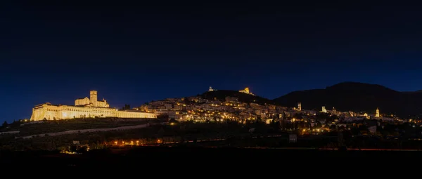 stock image Assisi, Italy - 18 November, 2023: panorama nighttime view of the Basilica of San Francesco d'Assisi