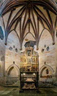 Salamanca, İspanya - 9 Nisan 2024: Yeni Salamanca Katedrali içindeki Anaya Şapeli