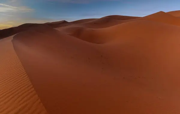 stock image A view of the sand dunes at Erg Chebbi in Morocco in warm evening light