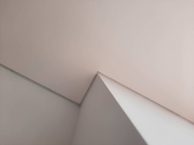 Temiz mimari kavşağı gösteren minimalist tasarım ayrıntıları