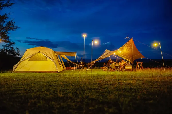 Outdoor Camping Tent Tarp Flysheet Grass Courtyard Warm Night Light — Stock Photo, Image
