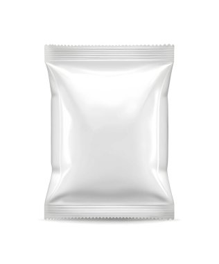 Boş gümüş plastik torba. Atıştırmalıklar, beyaz beckground 'da izole edilmiş cips ambalajları, tasarımınız için kullanın. modelleme şablonu hazırlanıyor