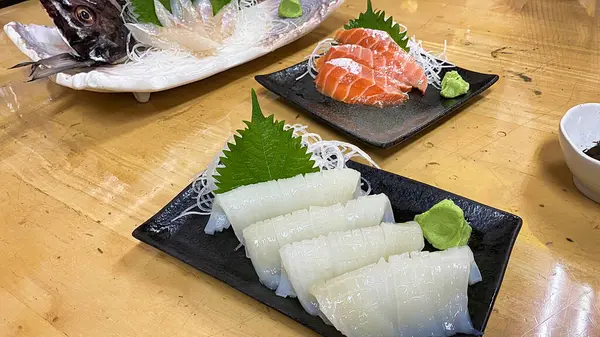 Japon mutfağı. Arka planda suşi