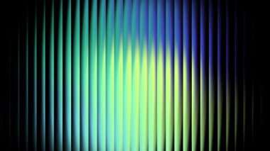 Derin lacivert renklere karışan, dikey bükülme ile desenlendirilmiş, neon kireçle parıldayan yumuşak animasyon. Bu gradyan döngü geçmişe dönük bir stili çağrıştırır, hareket tasarımı, kapakları veya müzik görselleştiricileri için harikadır.