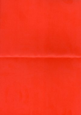 Göze çarpan yatay kıvrımlı parlak kırmızı kağıt yüzeyi ortaya doğru uzanıyor. Doku, ince dalgalanmalar ve ses tonundaki değişimlerle pürüzsüzdür, ona derinlik verir..