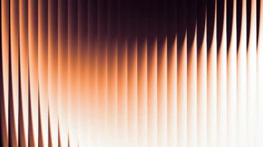 Turuncu ve Siyah Cam Gradyan, Fütürist Işık Düzeni Sıcak Kehribar tonları ve kaburgalı cam bozulması. Soyut parlak doku, aydınlatılmış dijital arkaplan, kapaklar için mükemmel 