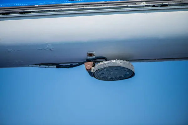 Yelken Kesinliği: Gemi Direği ve Aletleri