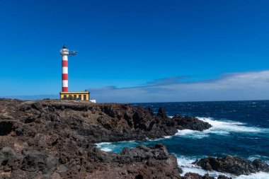 Dağlardaki deniz feneri