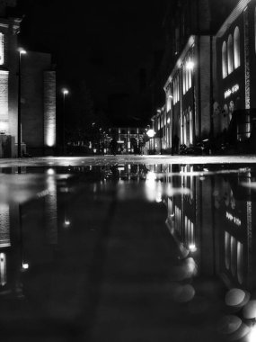 İsveç 'teki Stockholm şehrinin gece manzarası