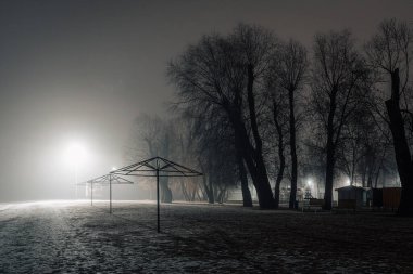Şehrin gece manzarası