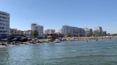 Kıbrıs Rum Kesimi Finikoudes Plajı