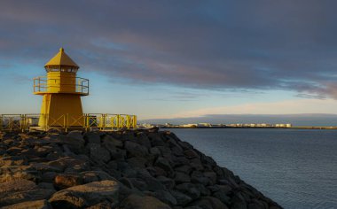  Reykjavik, İzlanda 'daki Hofoi Sarı Deniz Feneri