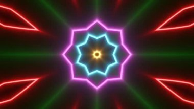 VJ Arkaplan olarak kullanılabilen sahne Kaleydoskobu Görselleri ve DJ 'ler seyirciyi inanılmaz sesli görseller ile bağdaştırıyor.