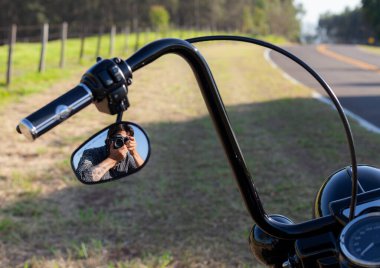 Brezilya 'ya motosikletle giderken çekilmiş bir selfie..