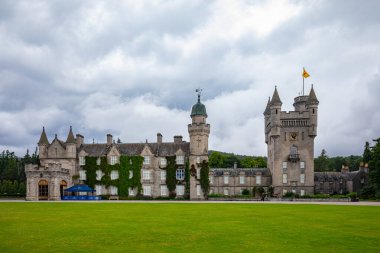 Parktaki eski kale, Balmoral kalesi, İskoçya, İngiltere