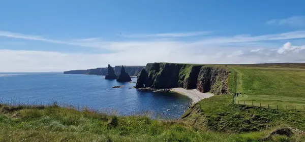 John Groats, İskoçya uçurumlarının güzel deniz manzarası.