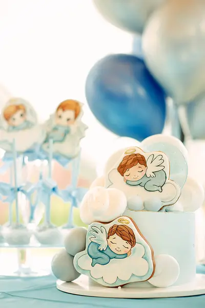Farklı Dekorasyonları Olan Güzel Bebek Duş Masası — Stok fotoğraf