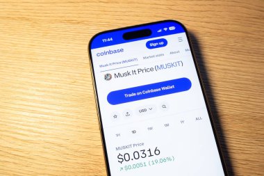 OSTRAVA, CZECHIA - 2 Şubat 2025: Musk It MUSKIT kripto para birimini gösteren sikke üssü web sitesi