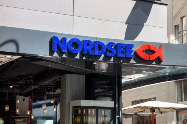 VIENNA, AUSTRIA - 28 Temmuz 2021: Balık ve deniz ürünlerine odaklı fast food satan Nordsee restoran zinciri