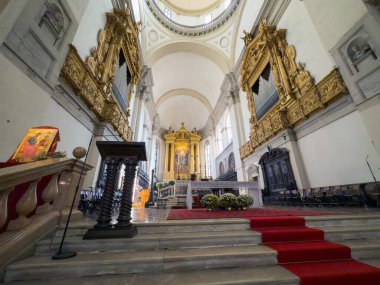 PADOVA, ITALY - 30 Ekim 2024: Abbazia di Santa Giustina katedrali, Padova, İtalya