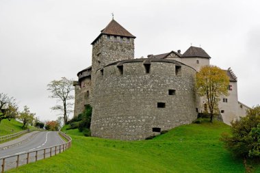VADUZ, LICHTENSTEIN - 25 Ekim 2012: Vaduz, Lichtenstein, kraliyet ailesinin evi